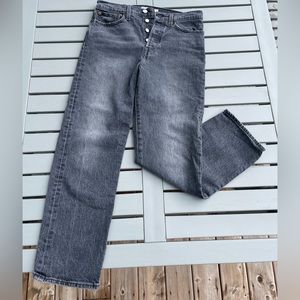 Levi’s Wedgie Straight